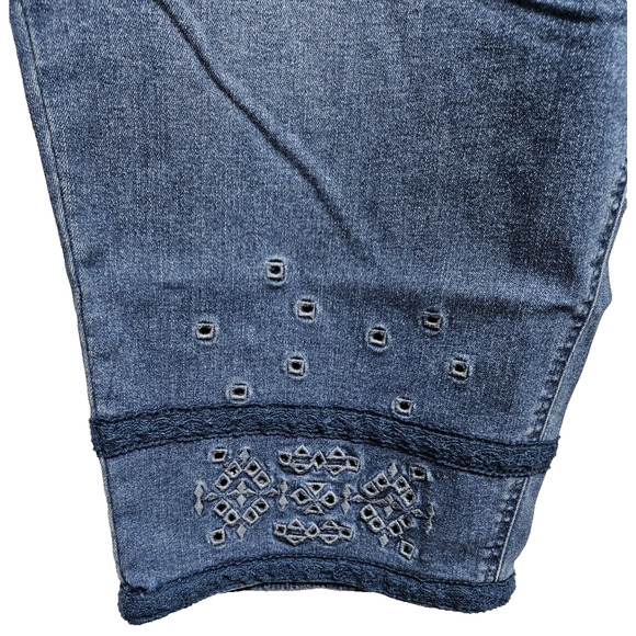 Women's Plus Size 24 Lot of 2 Cropped Jeans CJ BANKS GLORIA VANDERBILT Denim - Picture 6 of 12